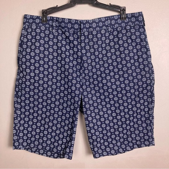 Club Monaco shorts men 33 NWT patterned trouser 10" chino blue pattern Baxter - Picture 1 of 12